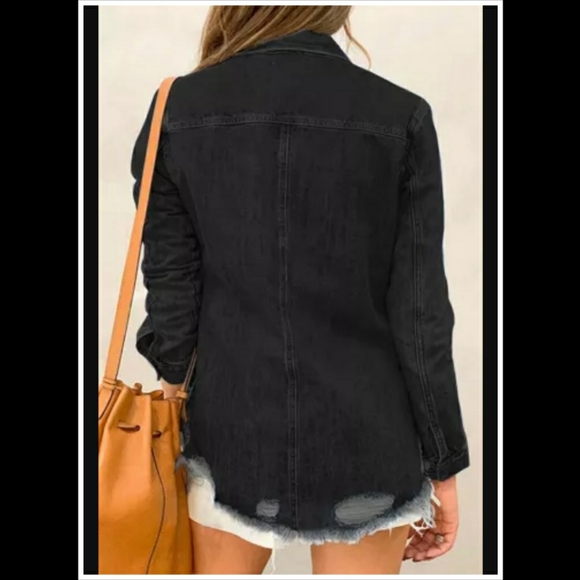 🎊HP🎊🖤Ripped Denim Jacket🖤 - Picture 2 of 3